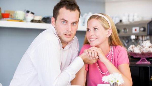 Waduh! 5 Hal Ini Kerap Disembunyikan Wanita dari Suaminya