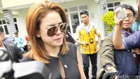 Ini Penampilan Nikita Mirzani di Panti Sosial