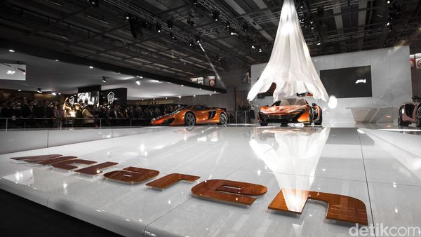 Produksi Terakhir McLaren P1