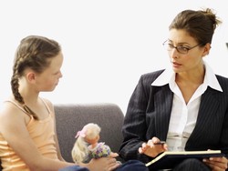 Hal yang Ditanyakan Konselor untuk Bantu Korban Tragedi Sembuhkan Trauma