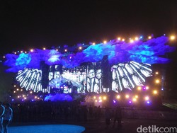 Megahnya Panggung Sakral Garudha Land di DWP 2015!