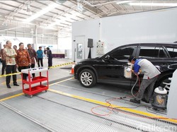 Apa Kelebihan Penambahan Pelindung Cat Mobil?