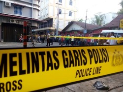 Tim Jibom Polda Kepri Tangani Tas Mencurigakan di Depan Bank di Jl Tj Pinang