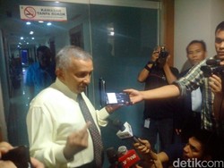 Amien Rais: MKD Harus Datangkan Reza Chalid