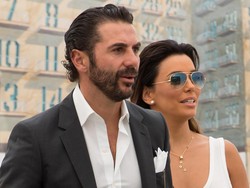 Eva Longoria dan Kekasih Resmi Tunangan