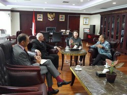 Bertemu Dubes Ceko, Ketua MPR Bicara Muslim di Indonesia yang Toleran