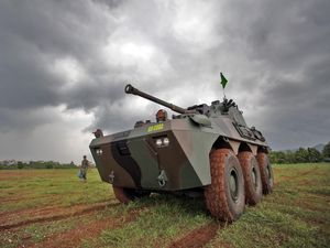 Rini Angkat Wakapolri Jadi Komisaris Pindad