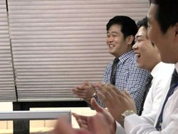 Penjelasan Ilmiah Kenapa Kita Kadang Tertawa Saat Ketakutan