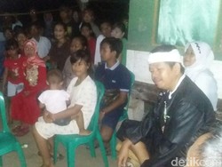 Saat Bupati Dedi Tinjau Jembatan Cilalawi yang Jadi Sorotan