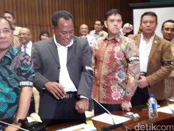 Ini Nama-nama Anggota Dewan yang Galang #SAVEDPR Tuntut Novanto Mundur