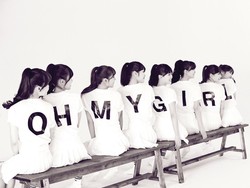 OhMyGirl Tertahan 15 Jam di Bandara Amerika karena Dikira Pekerja Seks