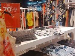 Topshop Hingga Lacoste Diskon Hingga 70% di Kuningan City