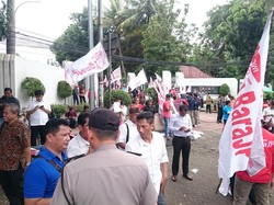 Relawan Jokowi Bergerak dari Tugu Proklamasi Tuntut Novanto Mundur