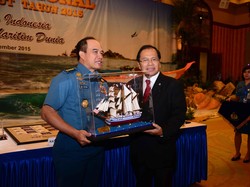 Jelang Komodo Exercise 2016, Rizal Ramli Luncurkan Prangko Prisma Komodo