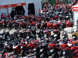 Pecinta Ducati Lebaran di Italia Bulan Juli