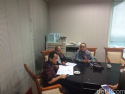 Akbar Faizal Dicopot, Ruhut: Fahri Hamzah Kalap!