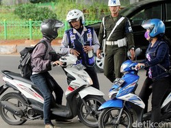 Pengendara Motor Tidak Mau Injak Rem