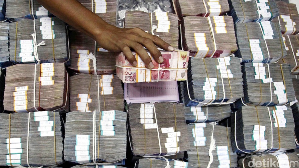 Gebrakan Danantara! Dony Oskaria Ungkap Jurus Jitu Pangkas Utang BUMN Karya: Bisnis-Bisnis Non-Inti Ini Siap Dilepas Massal, Siap-Siap Perubahan Struktur Keuangan Raksasa!