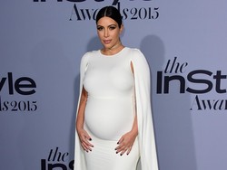 10 Gaya Kehamilan Kontroversial Kim Kardashian di 2015
