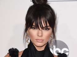Tips Tata Rambut Ala Tinkerbell Seperti Kendall Jenner Hingga Perrie Edwards