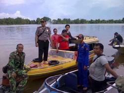 Perahu Terbalik karena Angkut Penumpang Melebihi Kapasitas, 13 Orang Tewas