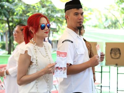 Para Seleb Cantik yang Dituding Pelakor