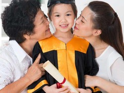 Strategi Agar Anak Bijaksana Kelola Keuangan Sejak Dini