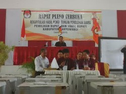 Hitungan Manual KPU Banyuwangi Menangkan Anas-Yusuf
