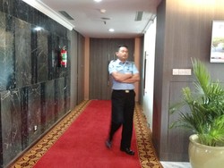 Novanto Belum Kemasi Barangnya di Ruang Ketua DPR