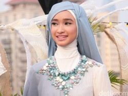 Pengalaman Bella Almira Pergi Umrah Pertamakali Pasca Menang Hijab Hunt