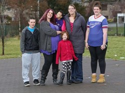 Inikah Keluarga Paling Tinggi di Inggris?