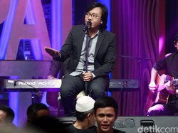 Sebut Promotor Tak Profesional, Ari Lasso Batalkan Gelar Konser