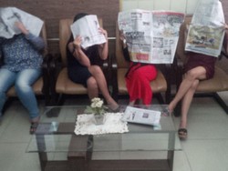 Muncikari dan 3 Remaja Putri Diamankan saat Tunggu Pelanggan di Tempat Hiburan