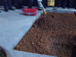 Mengapa Try Sutrisno yang Letakkan Batu Pertama Kantor Hanura?