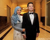Saran Dude Harlino agar Para Suami Lebih Peka pada Istri