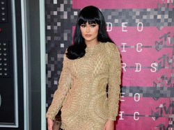 Kylie Jenner Risi Tampil Polos Tanpa Busana di Spa Korea