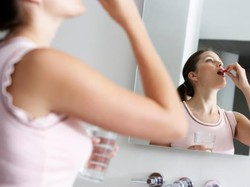 Cara Dokter Dorong Pasien Hipertensi Agar Patuh Minum Obat