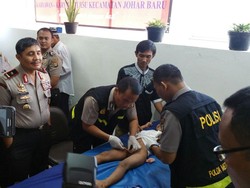 Polda Metro Gelar Bakti Sosial di Lokasi Rawan Tawuran di Johar Baru