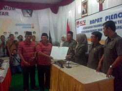 Penetapan Bupati Blitar Digelar KPU Hanya Dihadiri PDI