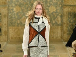 Bukan Kendall Jenner atau Gigi Hadid, Inilah Model of the Year 2015