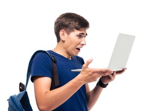 7 Hal yang Sebaiknya Jangan Dicari di Google, Mount Larva-Bedbugs