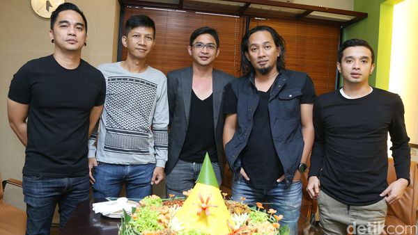 Menang Pilkada, Pasha Tetap Jadi Bagian Ungu