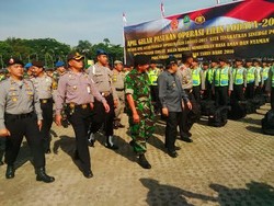 Natal dan Tahun Baru di Jabar, Aher: Harus Aman!