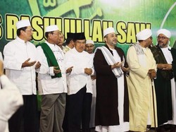 Pesan JK ke Jemaah Majelis Zikir: Ibadah Jangan Menghalangi Jalan