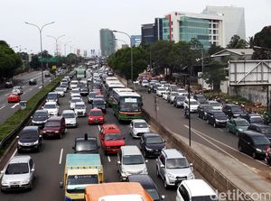 Anggota DPRD DKI: Mobil Masuk Jakarta Bayar Aneh dan Kurang Adil Anggota DPRD DKI: Mobil Masuk Jakarta Bayar Aneh dan Kurang Adil