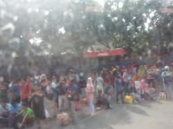 Penumpang Menumpuk di Terminal Kp Rambutan, Bus Telat Datang karena Macet