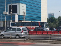Polisi Berlakukan Sistem Buka Tutup di Rest Area Cikampek