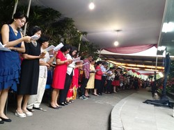 Kunjungi Gereja Paulus Ayam Menteng, Ahok Sumbang Rp 25 Juta