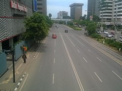 Di Mana-mana Macet Parah, Sudirman dan Thamrin Kosong Melompong