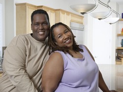 5 Pilihan Posisi Bercinta Bagi Pasutri Berbadan Subur